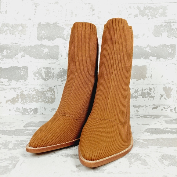 New NEW STEVEN by Steve Madden Nixie Stretch Knit Bootie A708 - Picture 2 of 12